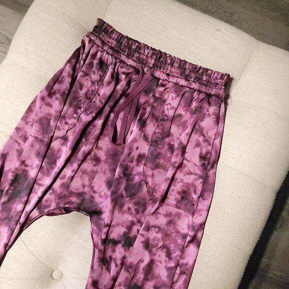Urban Outfitters Harem Jogger Pants Silky Drawstring Purple Tie Dye Womens Small - Picture 7 of 11